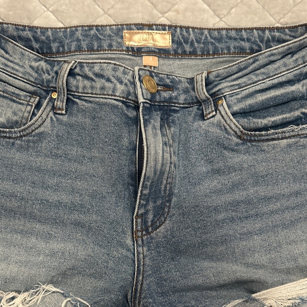 Women’s Light Blue Denim Jean Shorts- Size 4